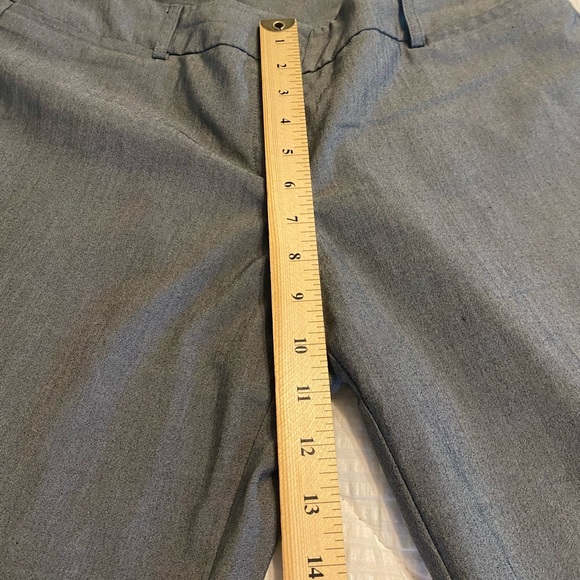 New York & Company Dark Gray Stretch
Bootcut Pants in size 10 - Picture 4 of 8